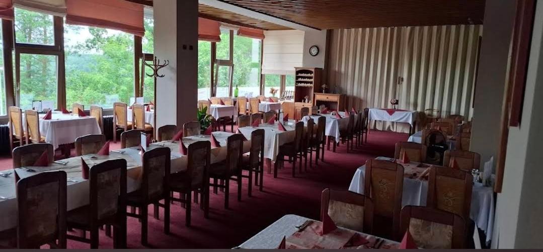Resort Hotel Zvikov Zvíkovské Podhradí Eksteriør bilde