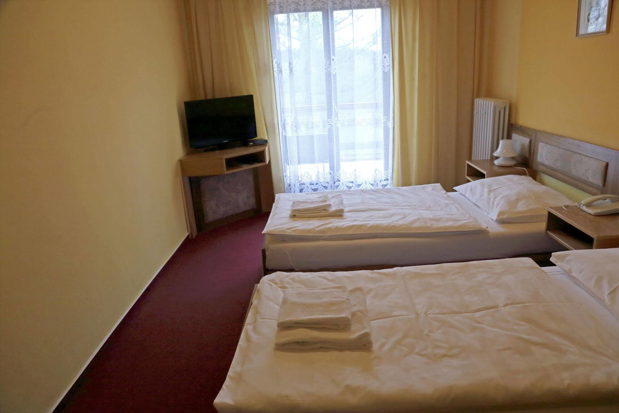Resort Hotel Zvikov Zvíkovské Podhradí Eksteriør bilde