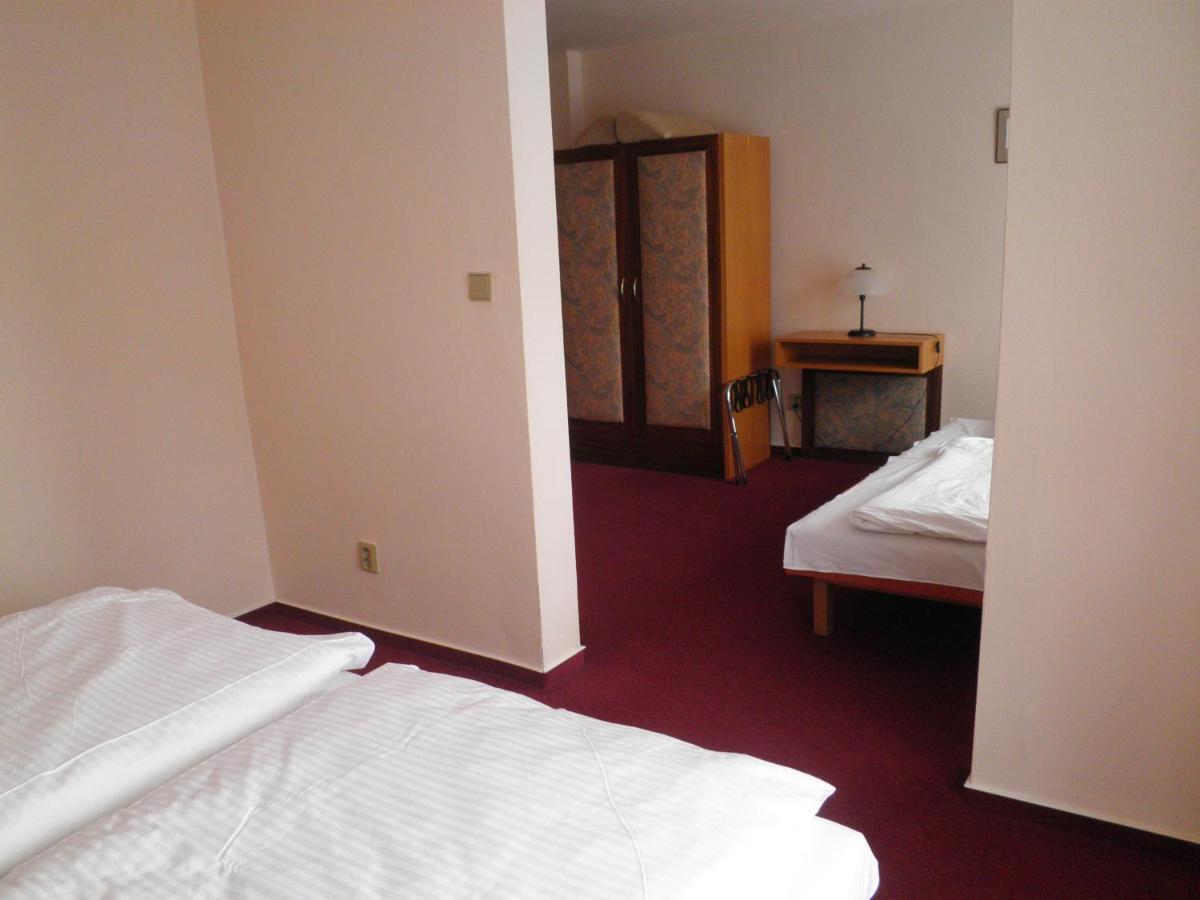 Resort Hotel Zvikov Zvíkovské Podhradí Eksteriør bilde
